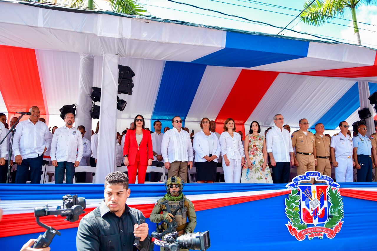 En el 180 aniversario de la Constitución Efemérides Patrias dice es alma y escudo de la dominicanidad