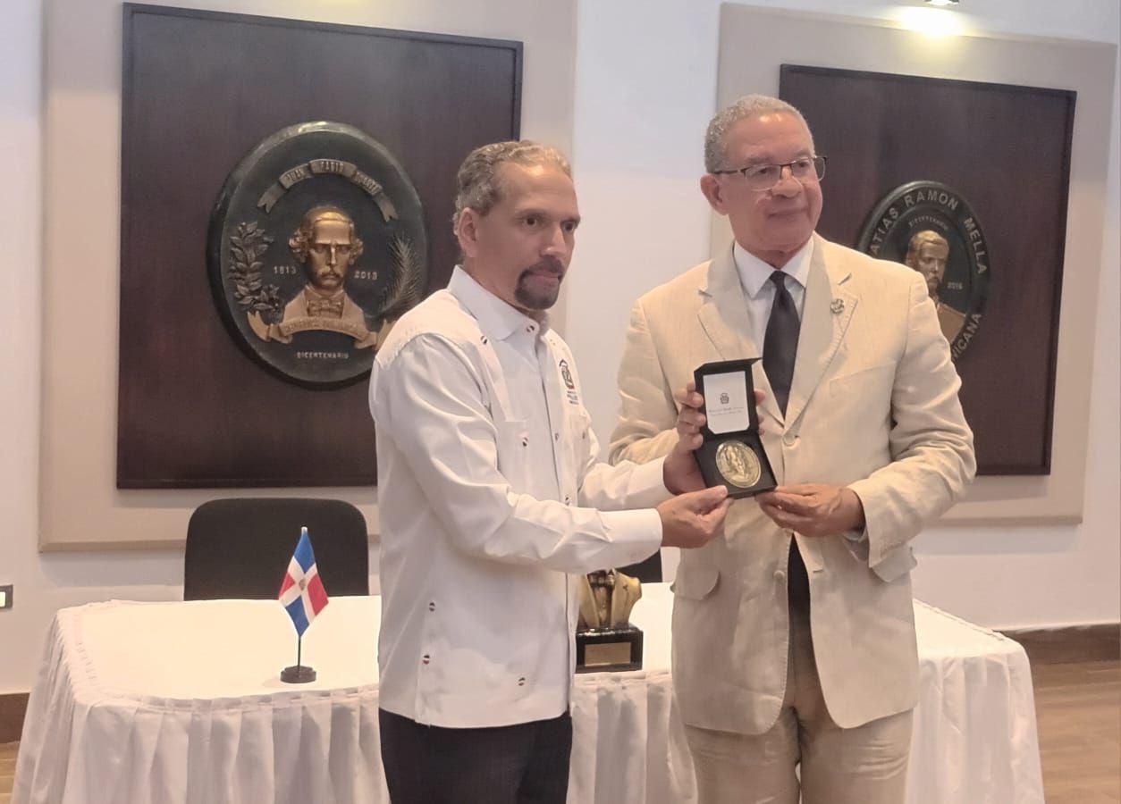 Efemérides Patrias y el Instituto Duartiano celebran la Medalla María Trinidad Sánchez