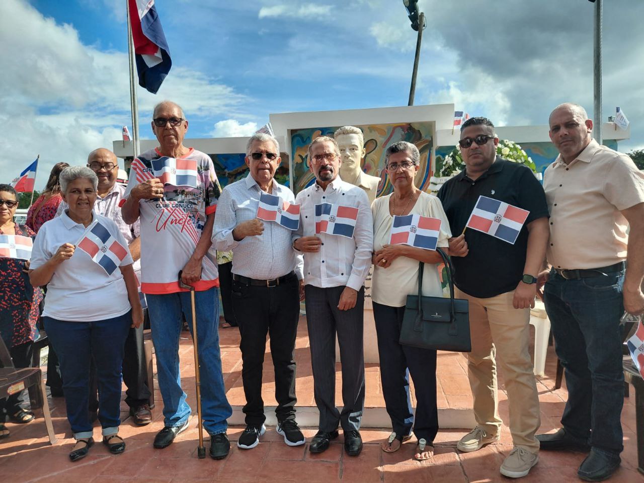 Efemérides Patrias rinde tributo a las hermanas Mirabal y su compañero Rufino de la Cruz en el 65 aniversario del vil asesinato