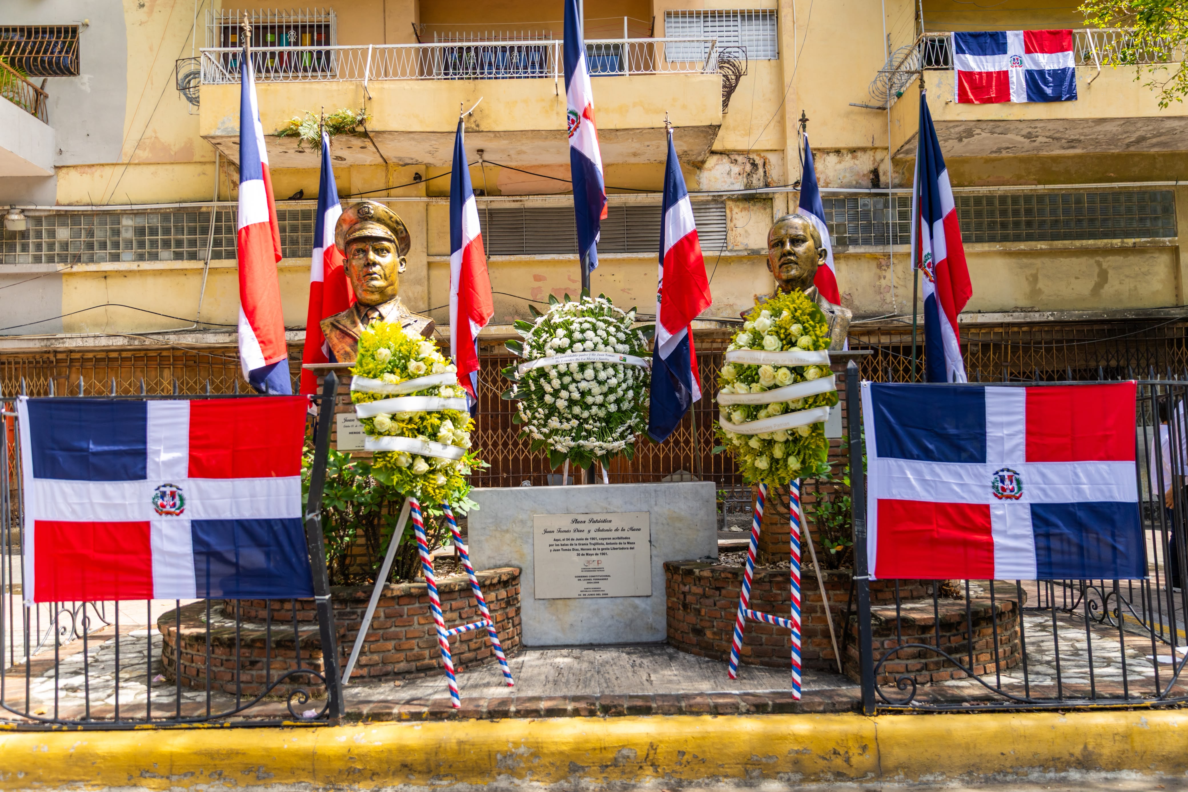 Efemérides Patrias rinde tributo a Antonio de la Maza y Juan Tomás Díaz en el 65 aniversario de su asesinato