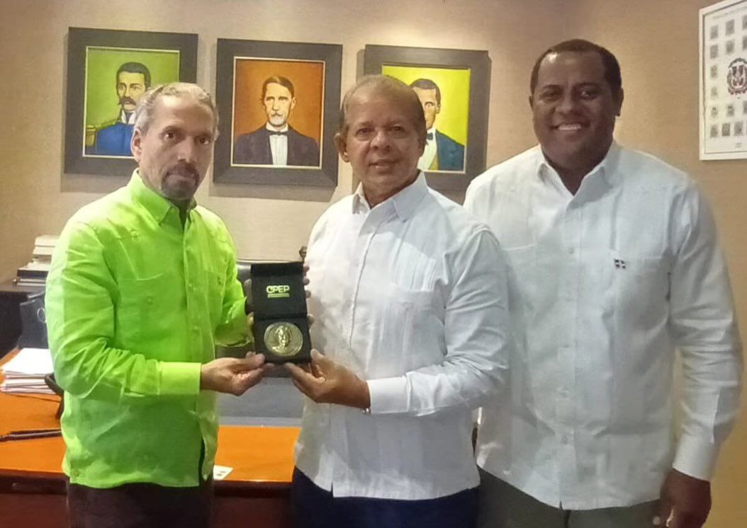 El Presidente de Efemérides Patrias, Juan Pablo Uribe se reunió con el Director de la Dirección Operativa de la Presidencia, Aníbal Diaz Belliard.