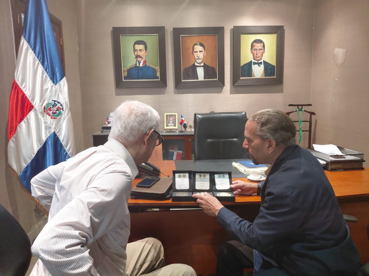 Grato y fructifero encuentro con el reconocido historiador José Chez Checo.
