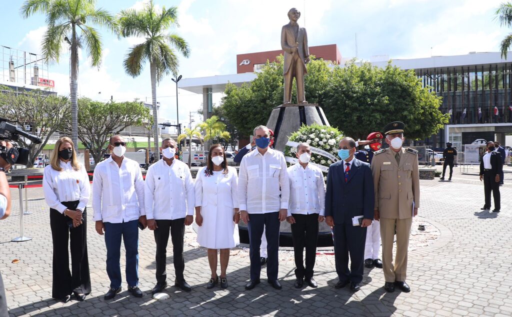 Presidente Luis Abinader inaugura el “Mes de la Patria”, en la provincia Duarte